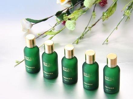 essential oil bottle
