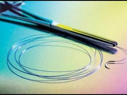 Nitinol memory-alloy suture