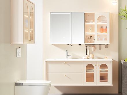 Custom bathroom set